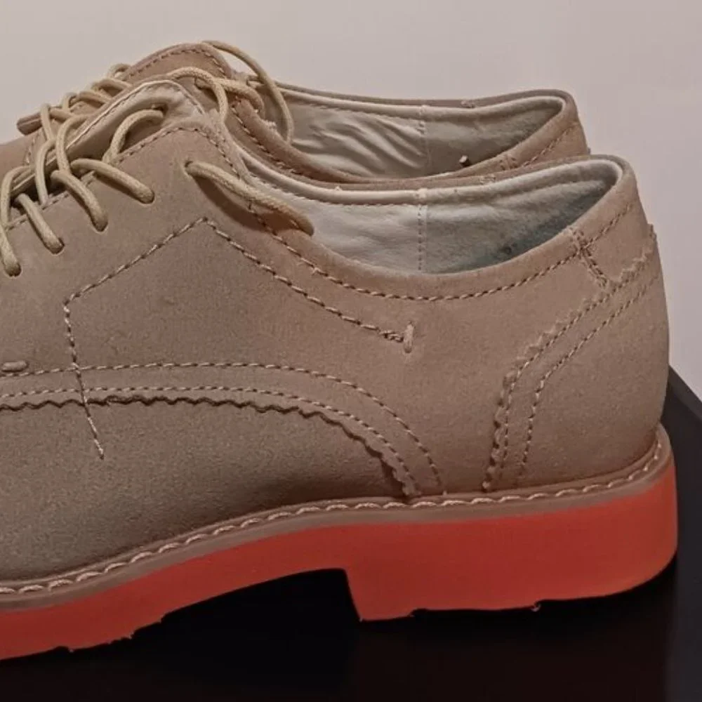 Stafford (Tailored Culture)-(Brown/Tan)-(Size 9.5)-(New)-$30.00 - Picture 2 of 6